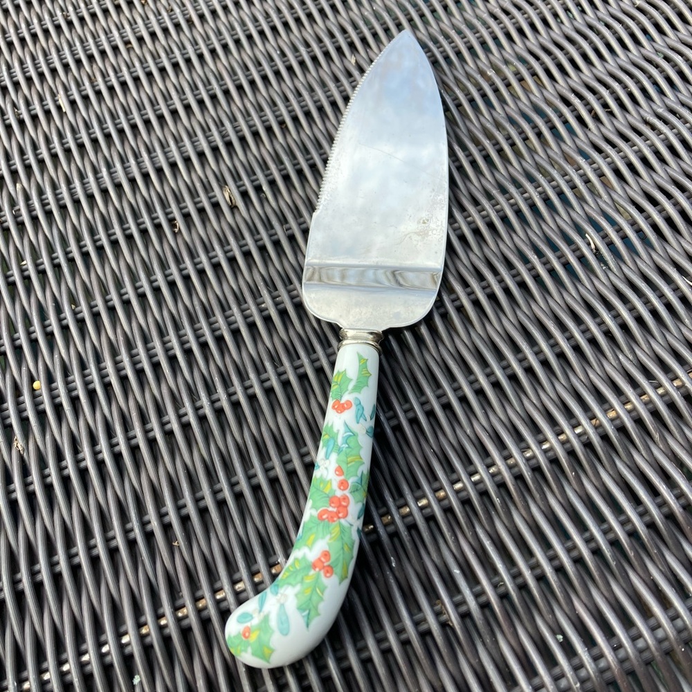 Vintagel Sheffield England Christmas server